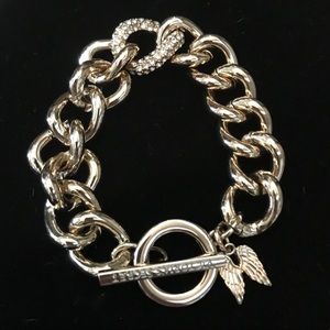 NWT Victoria Secret chain link toggle bracelet